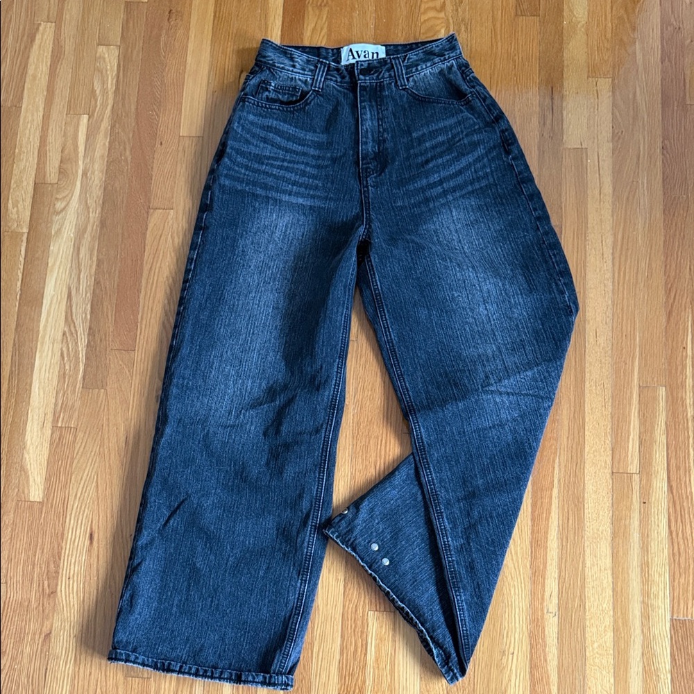 Black Avan jeans men’s size small.